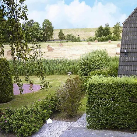 Home, Holiday home *